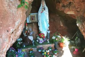 parco "Offenburg" - statue della Madonna di Lourdes e di S. Bernadette